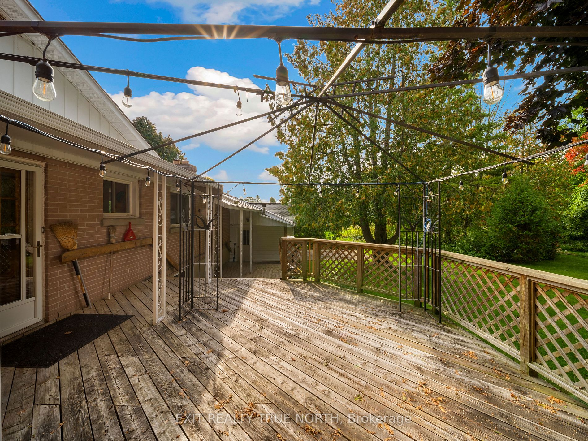 407 Sundial Dr