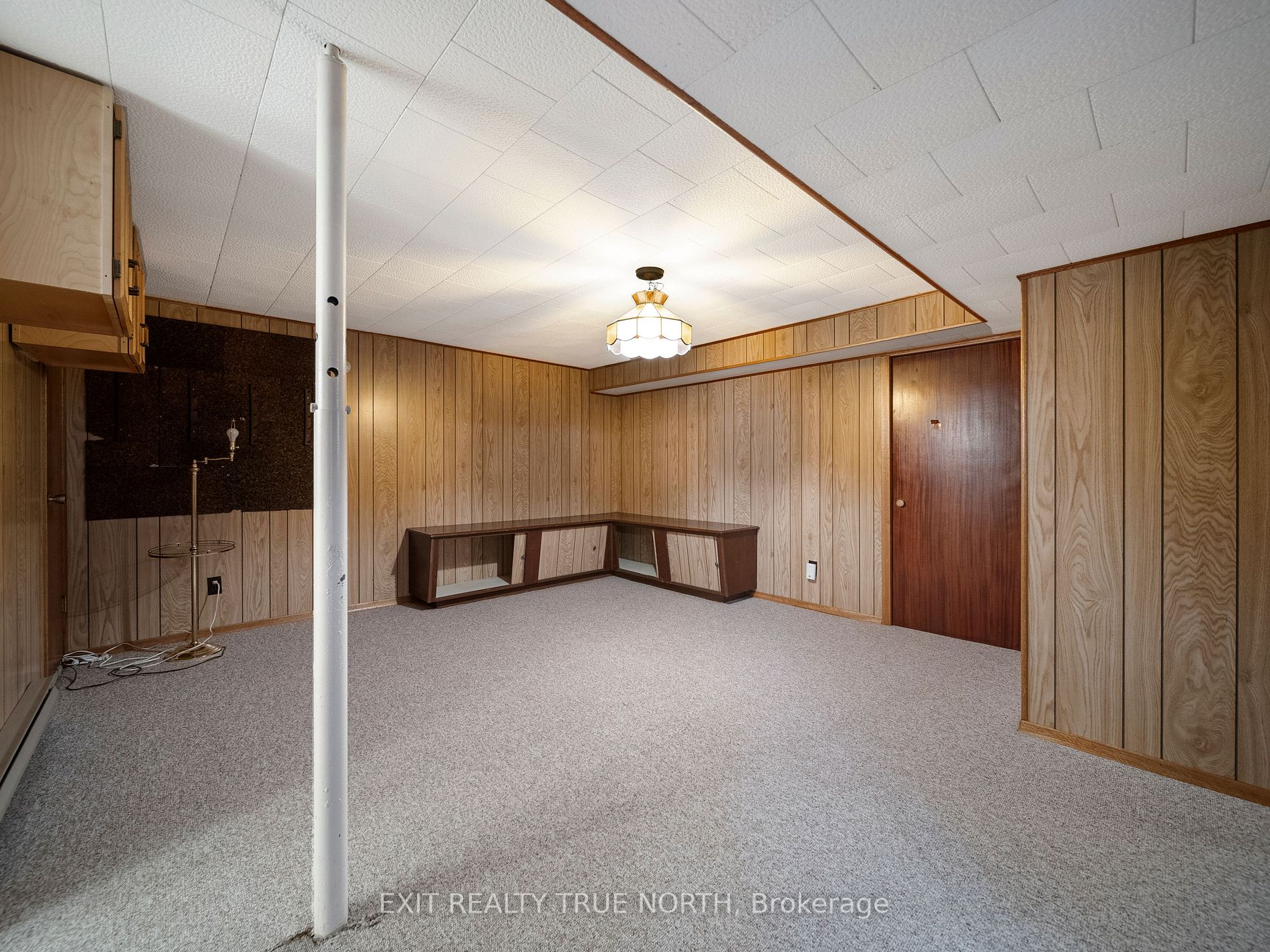 407 Sundial Dr