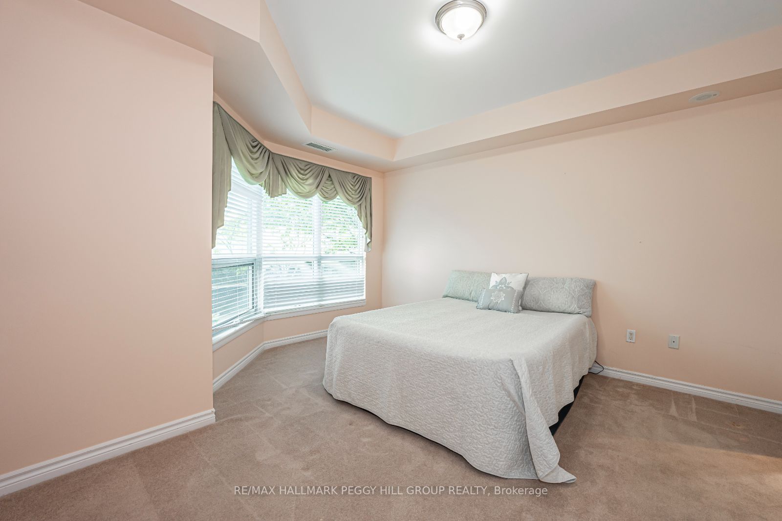 6 Toronto St, #307