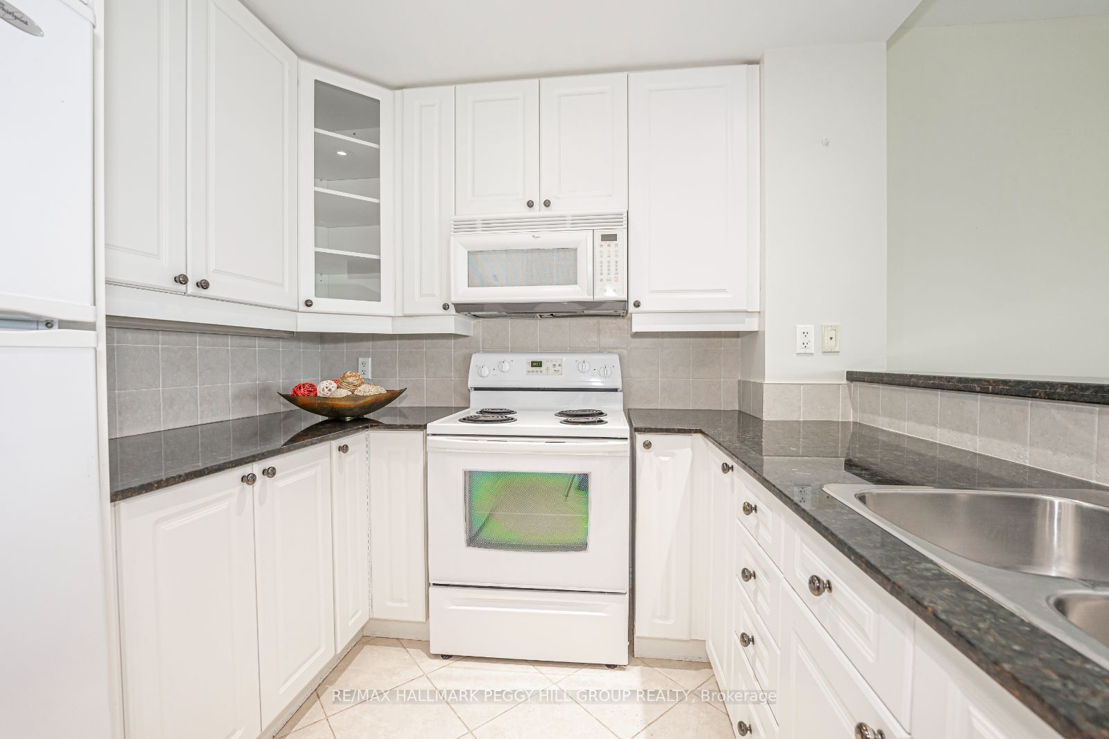 6 Toronto St, #307