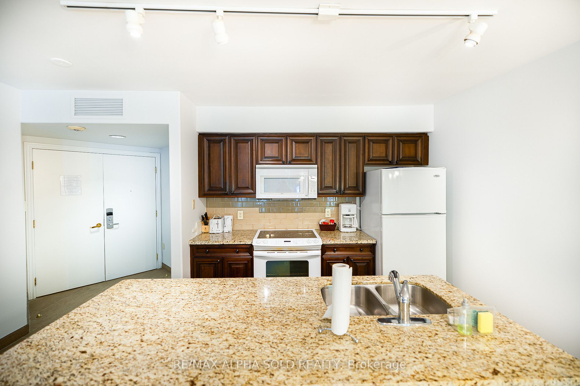 90 Highland Dr, #2266/67