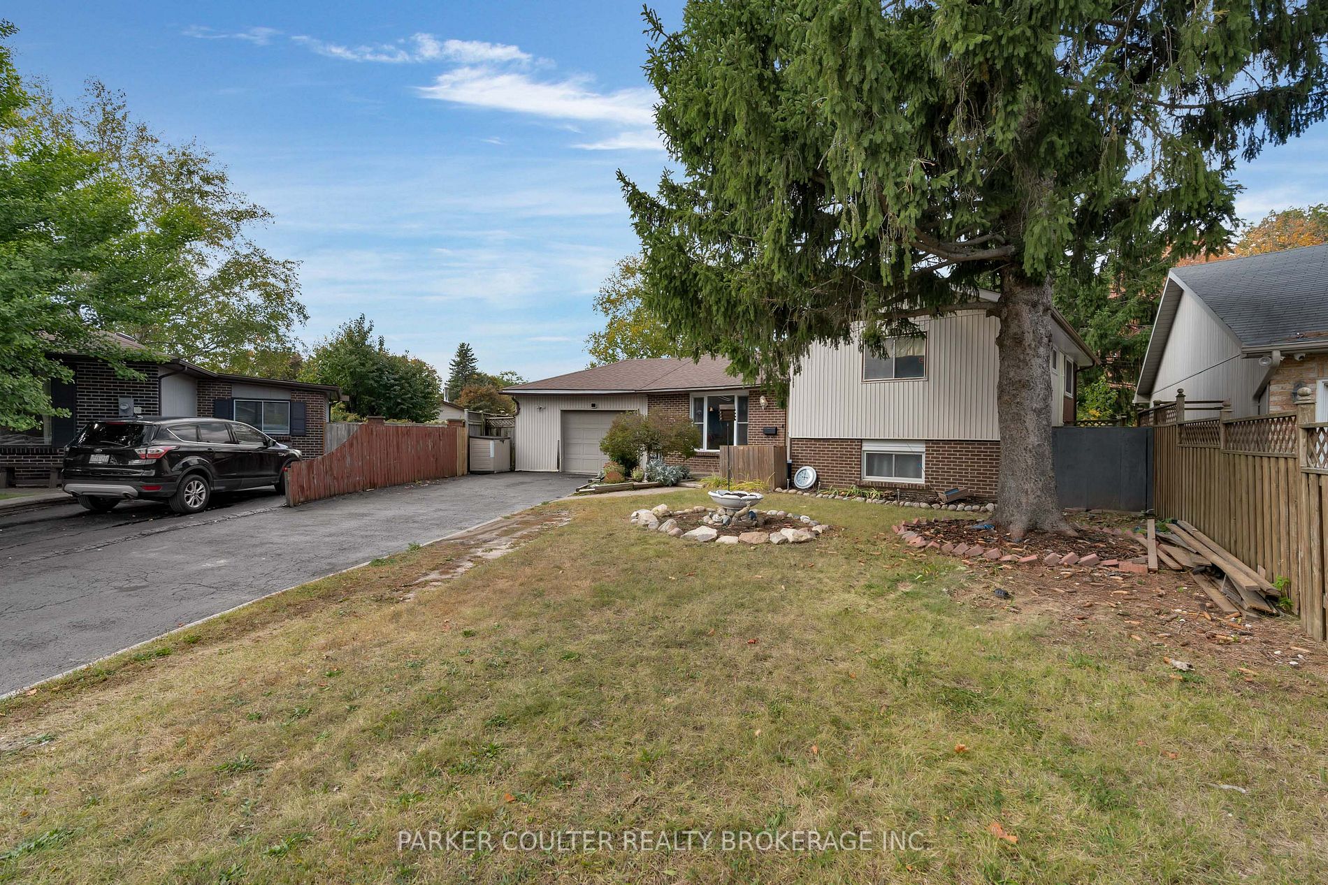 69 Christie Cres