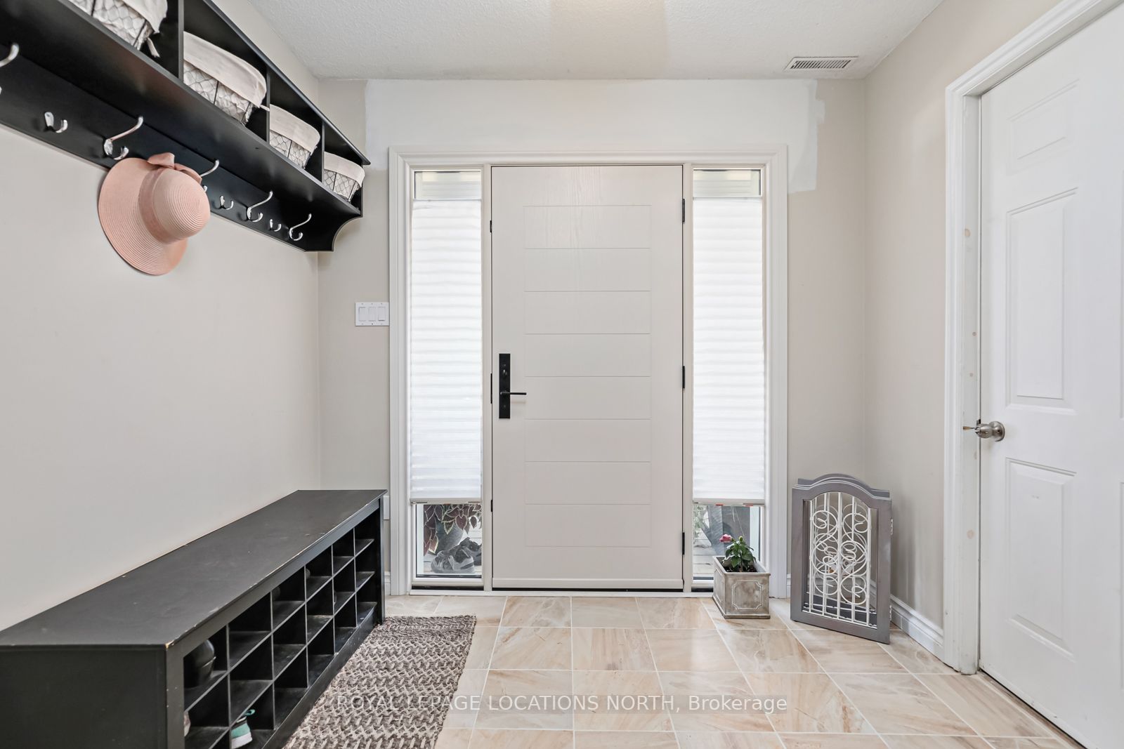 39 Lighthouse Lane E, #7