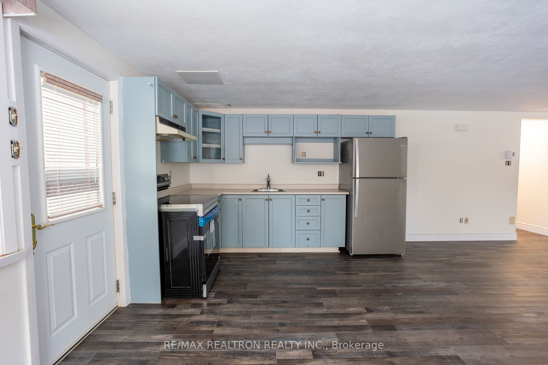 144 Miller Dr