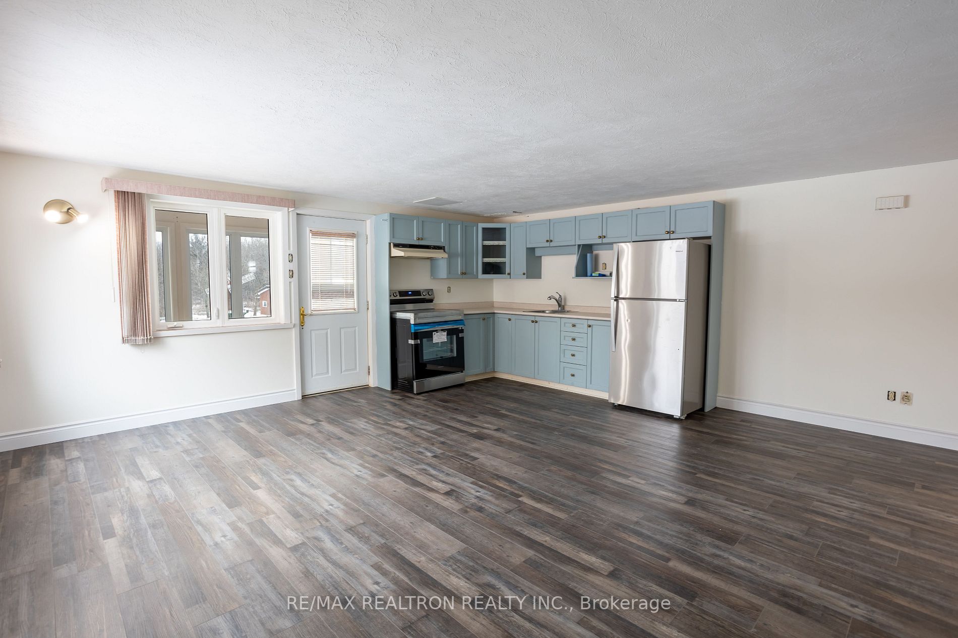 144 Miller Dr