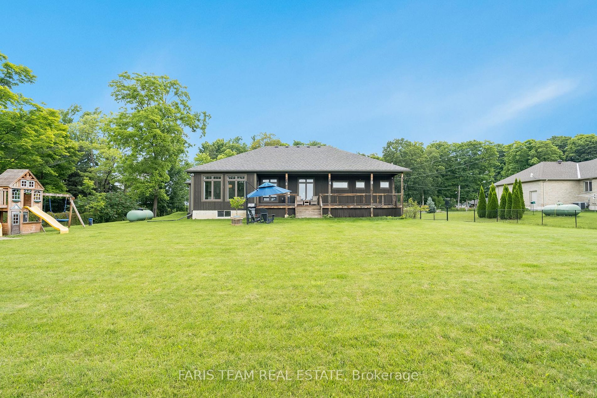 3028 Old Second Road S