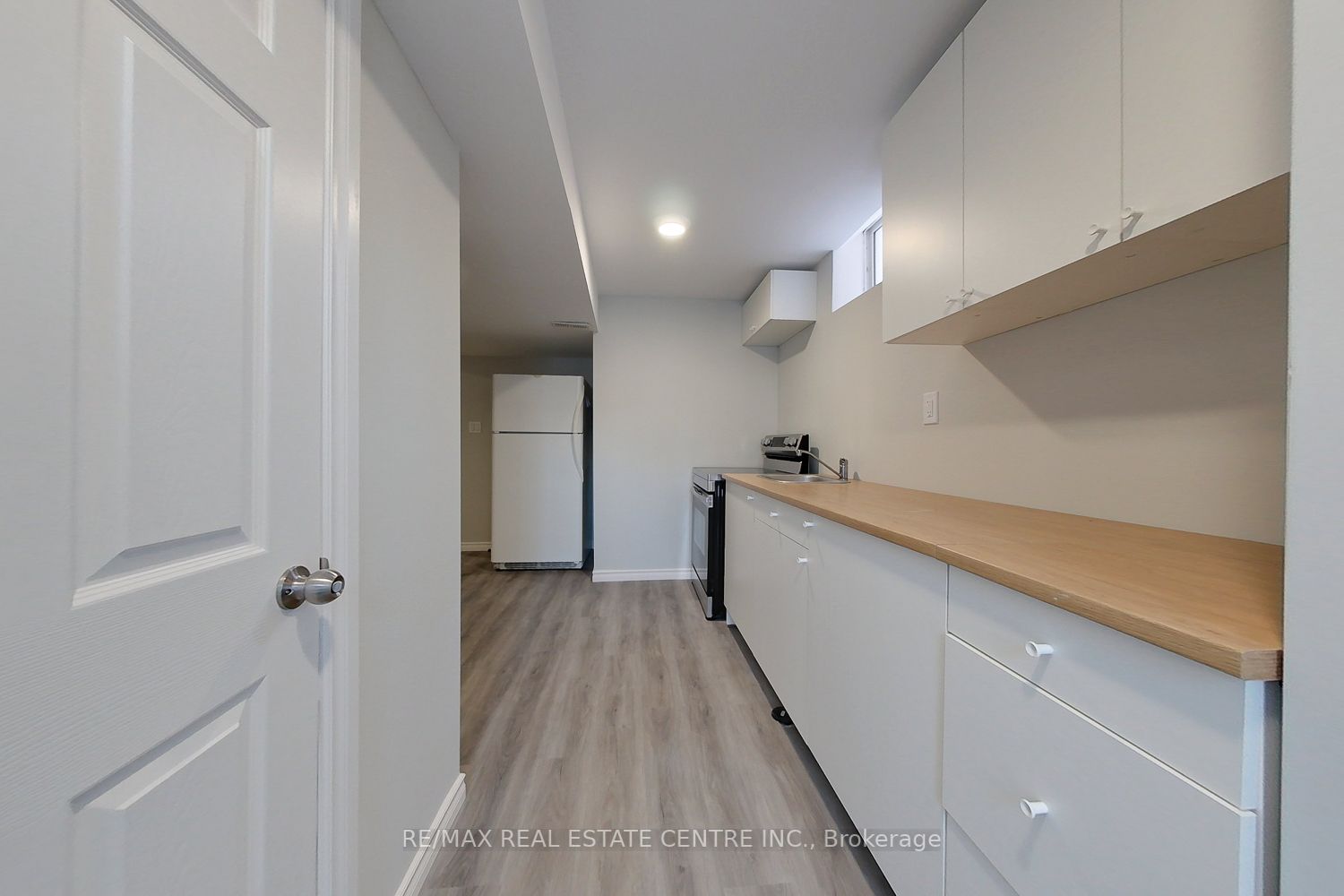 124 Laidlaw Dr