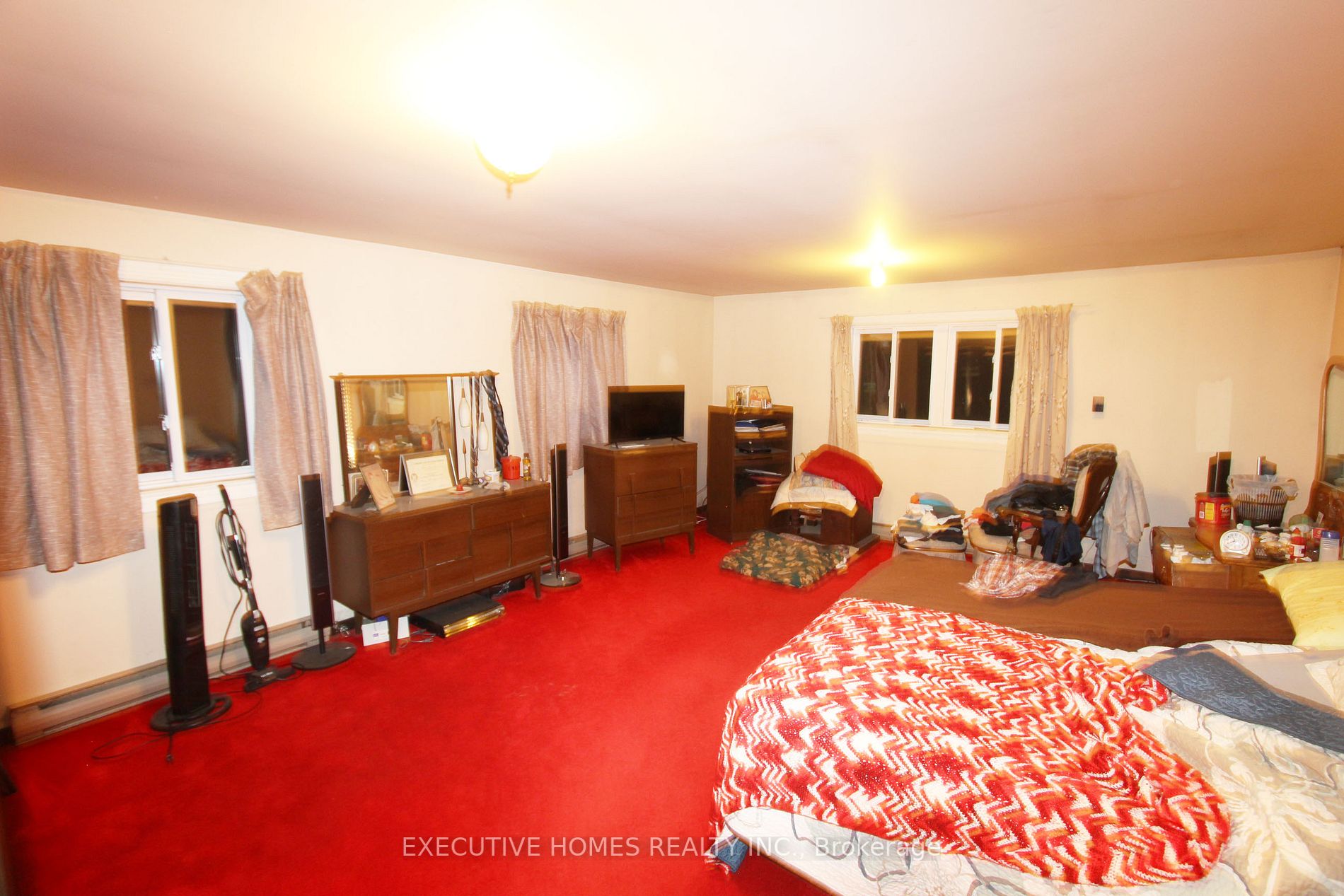 899 County Rd 6 N