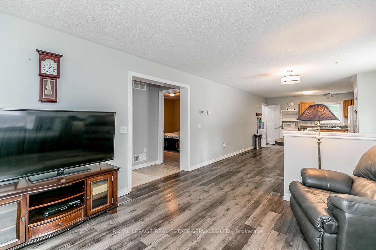 114 Sunnidale Rd S