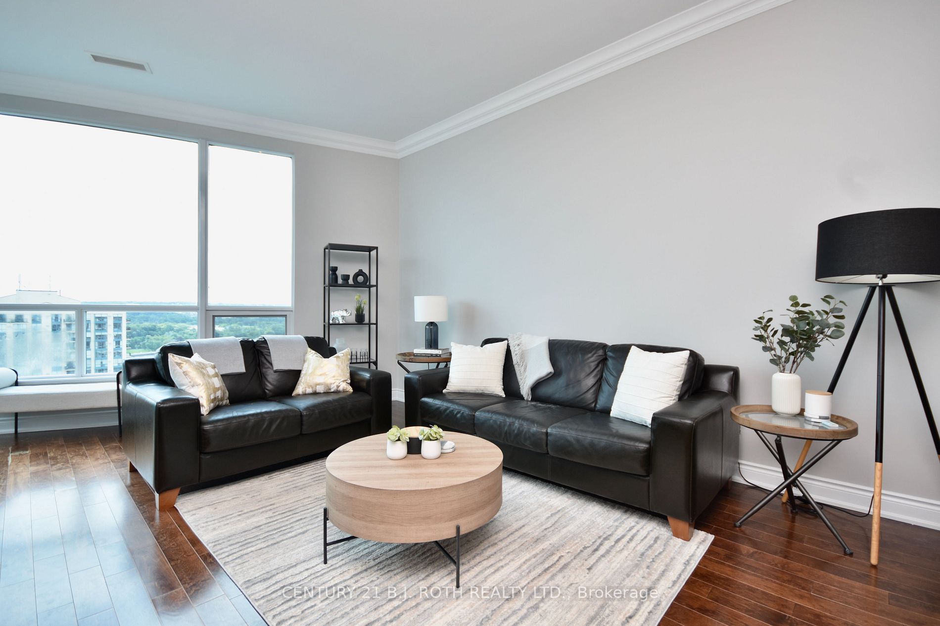 37 Ellen Street, #PH11
