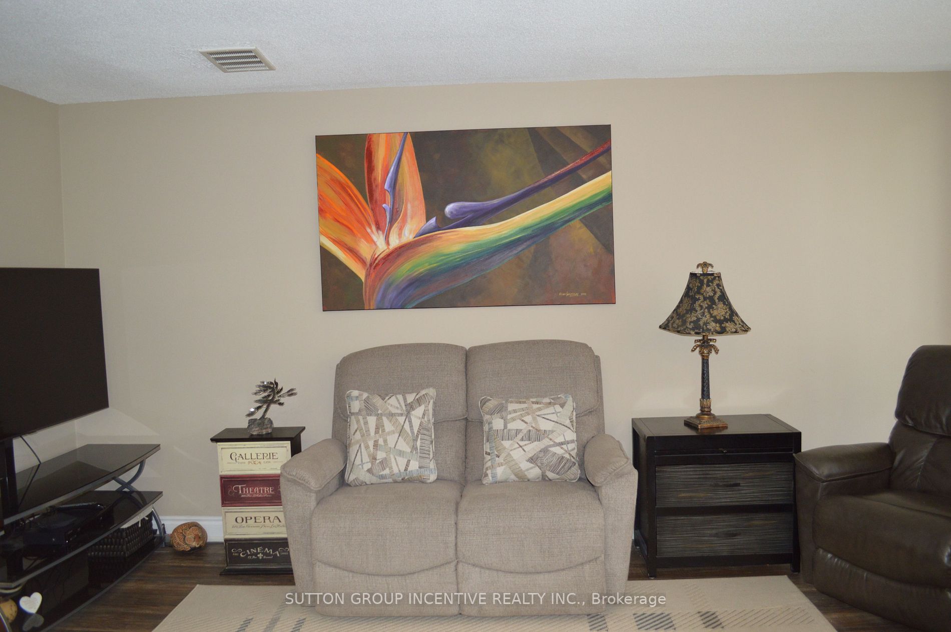 2 Albert St, #63