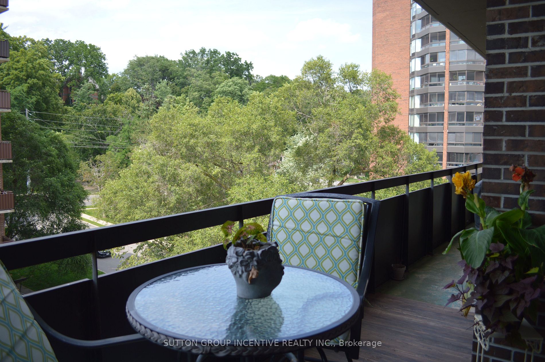 2 Albert St, #63