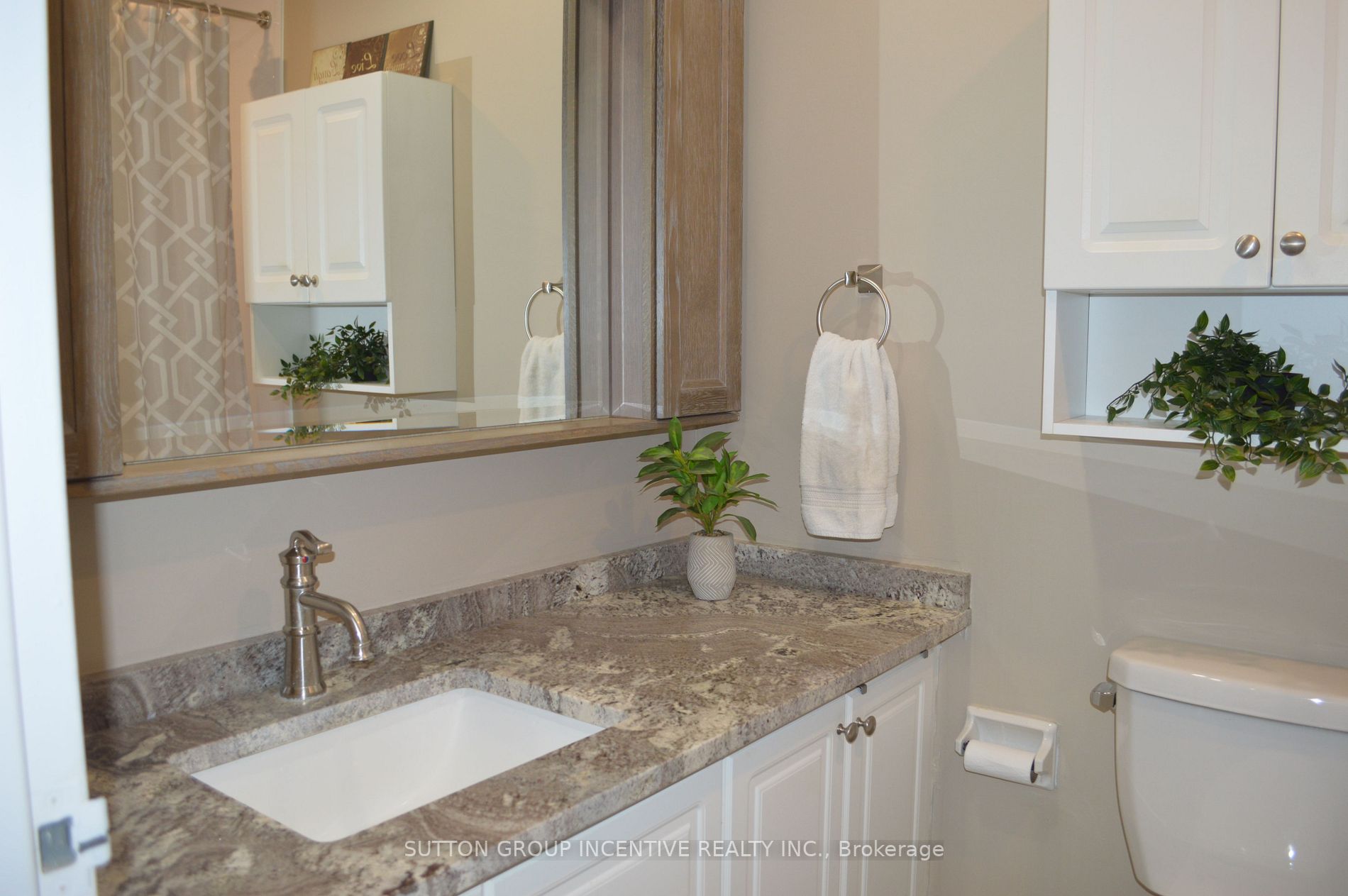 2 Albert St, #63