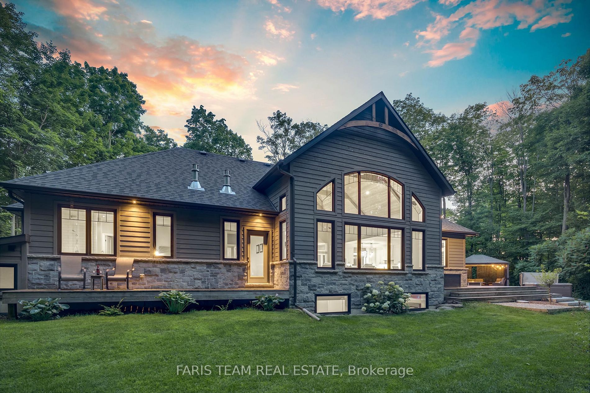 12 Houben Cres