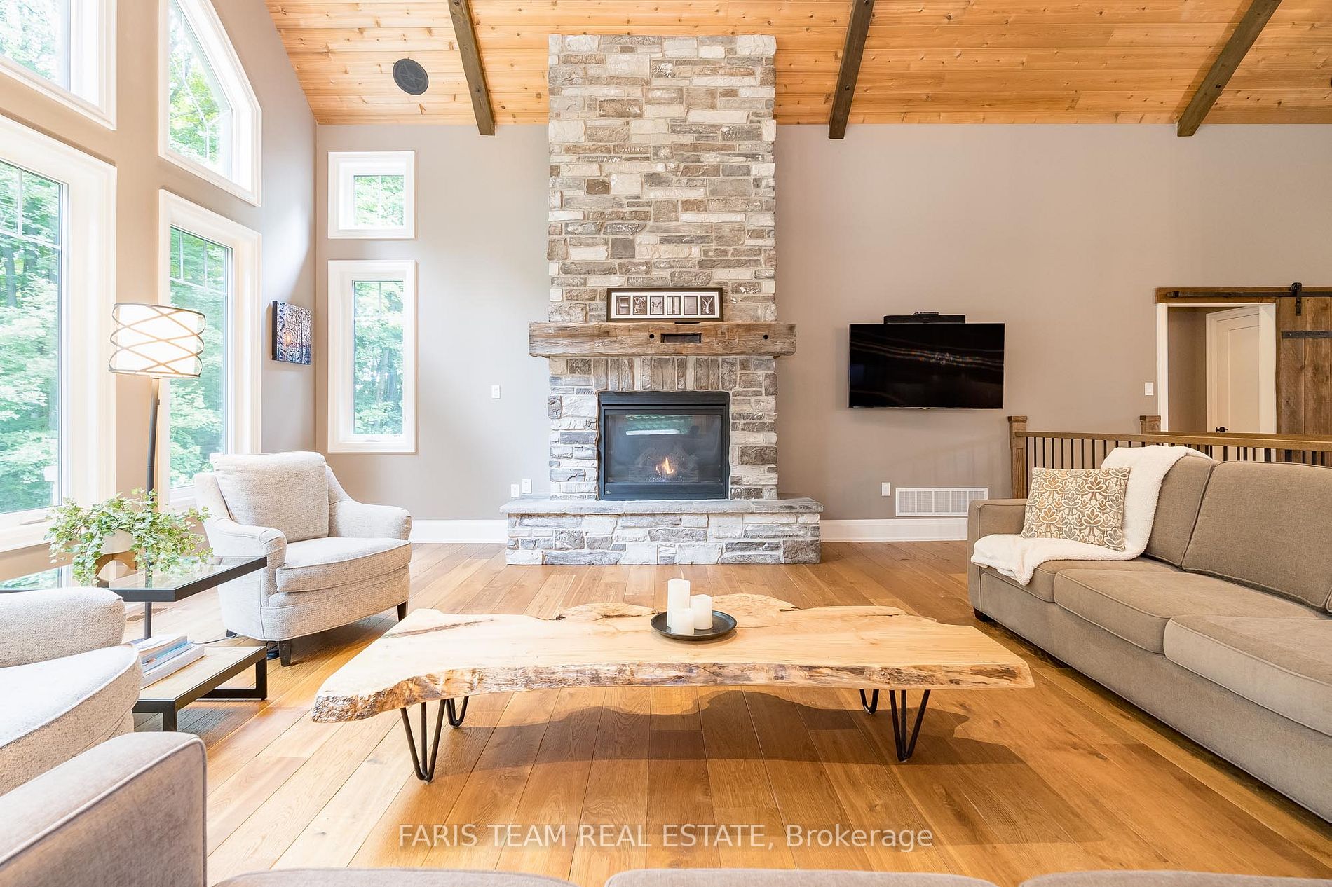 12 Houben Cres