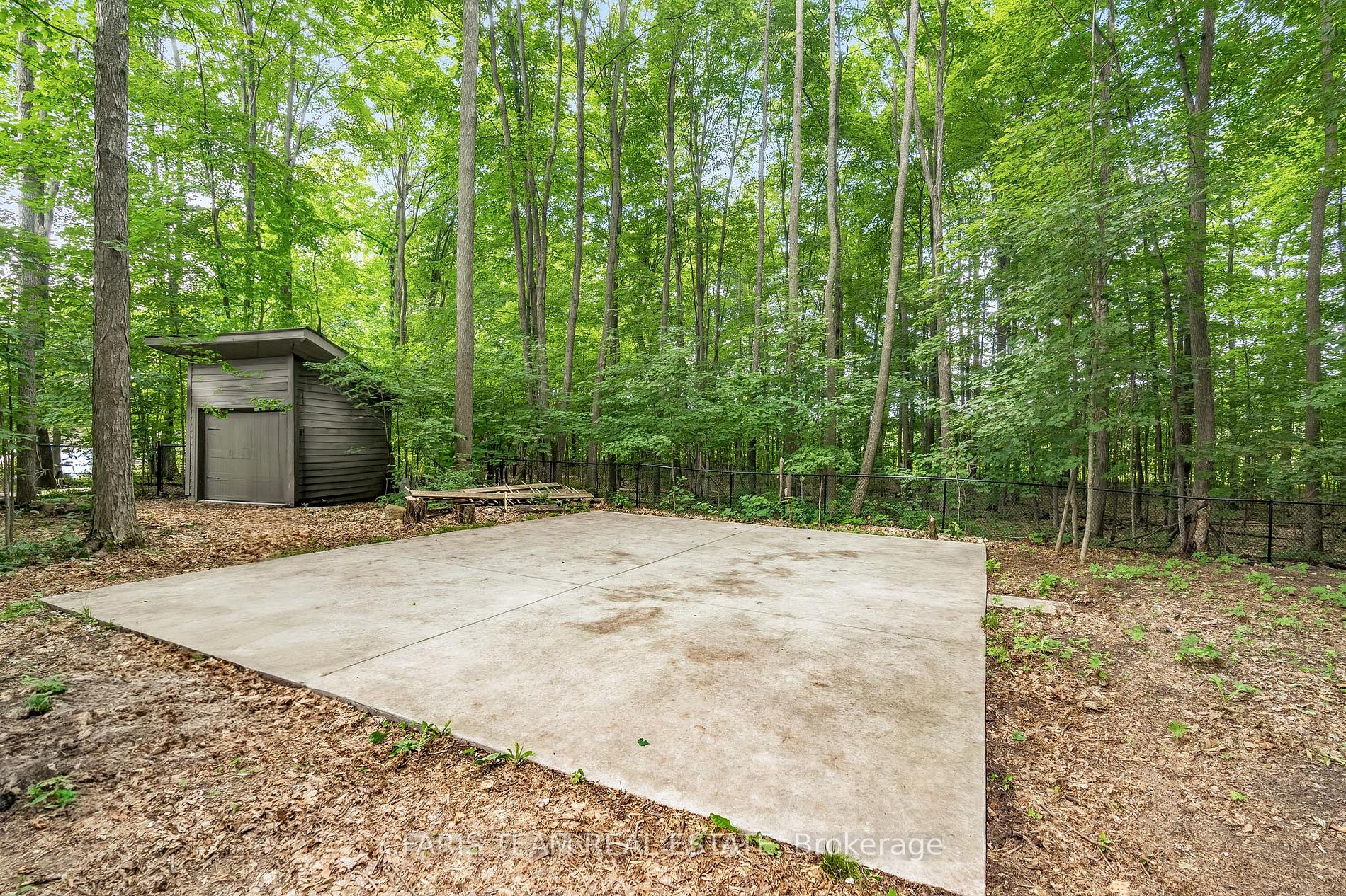12 Houben Cres
