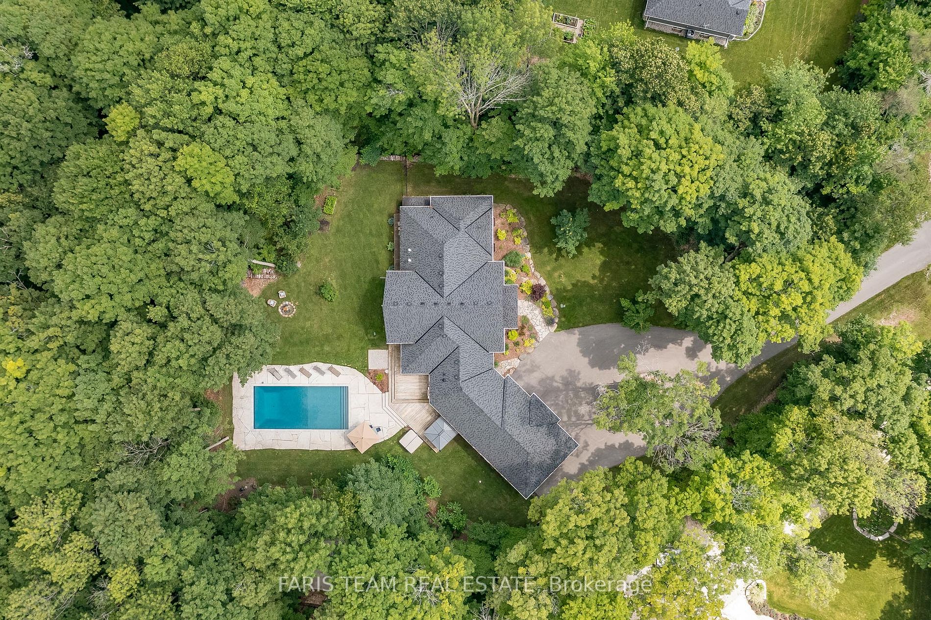 12 Houben Cres
