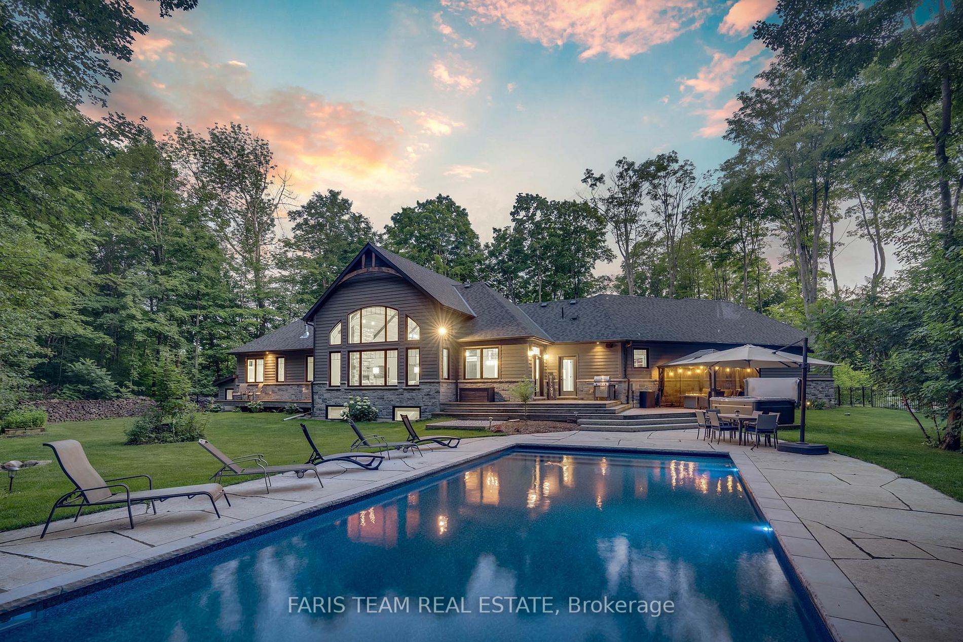 12 Houben Cres