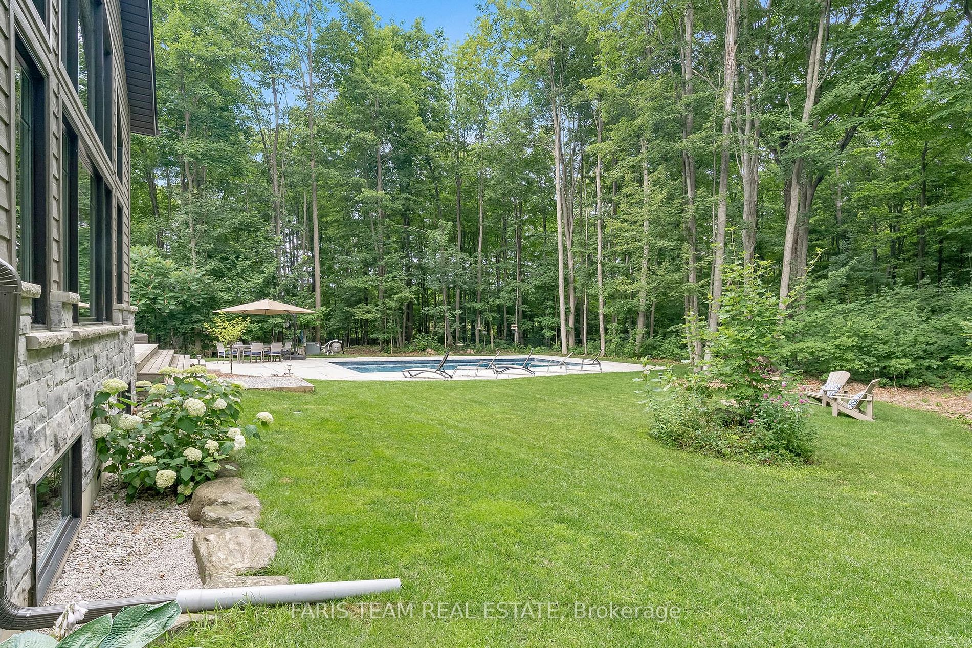 12 Houben Cres