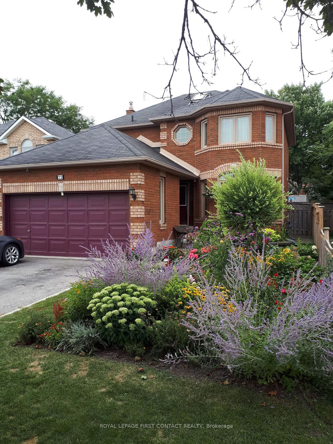 22 Macmillan Cres