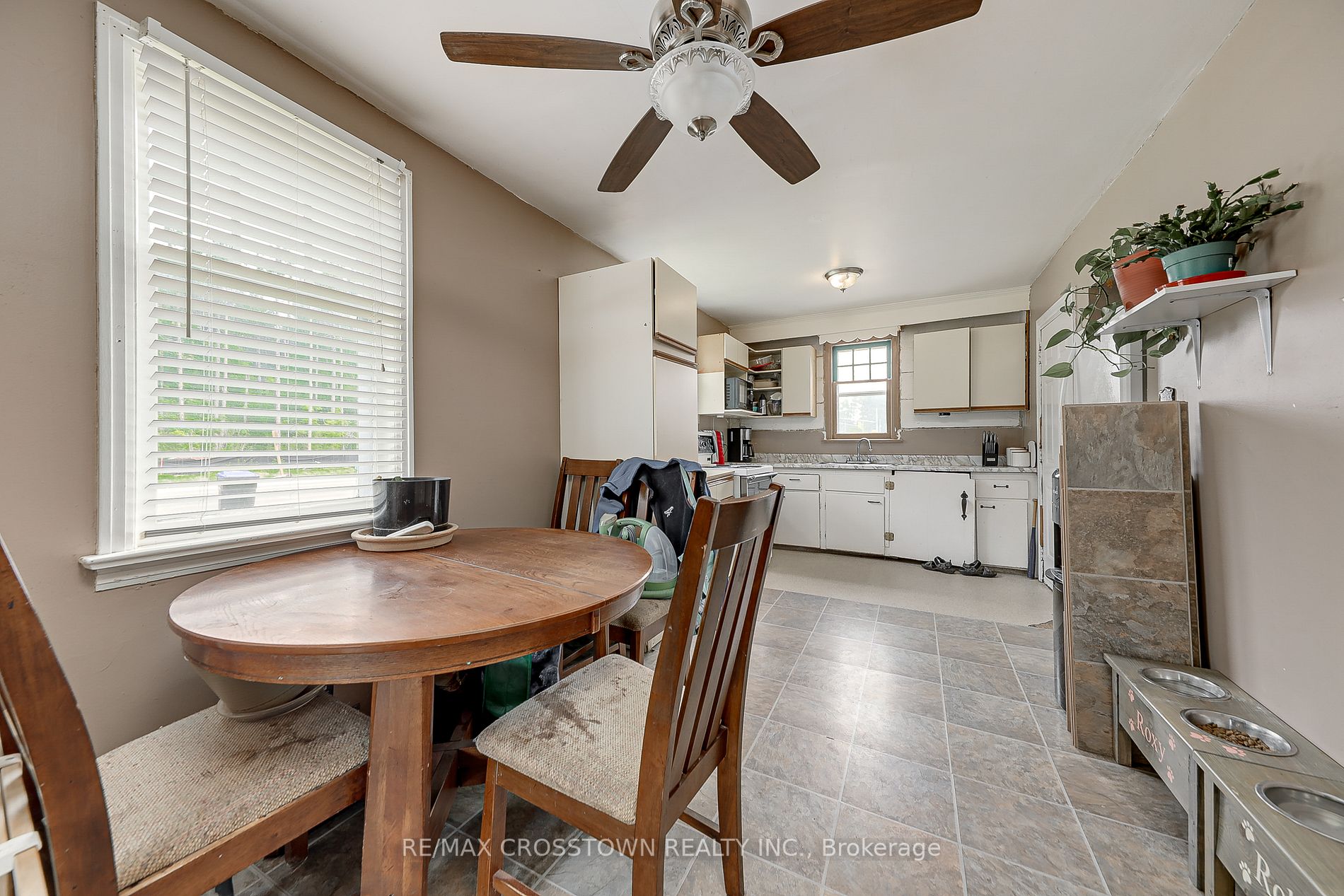 1015 Snow Valley Rd