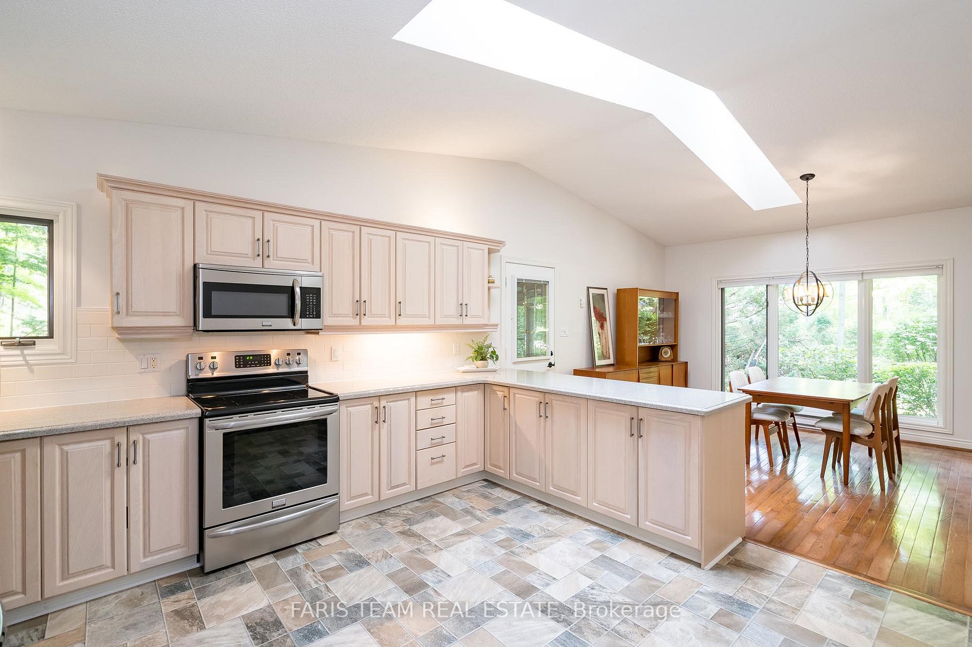 95 Tall Pines Dr
