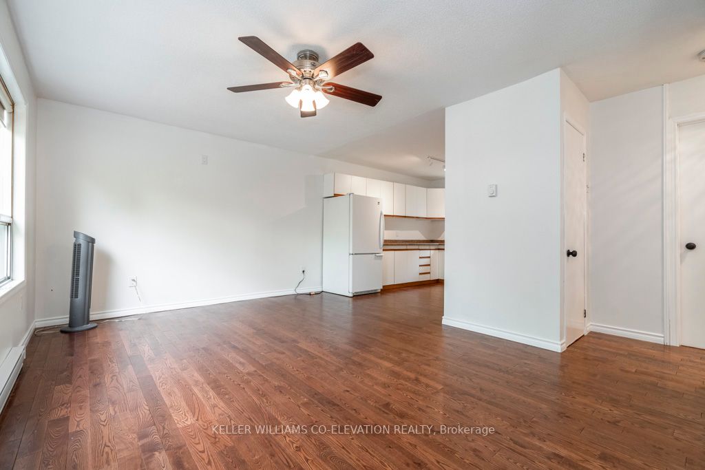 2456 Champlain Rd