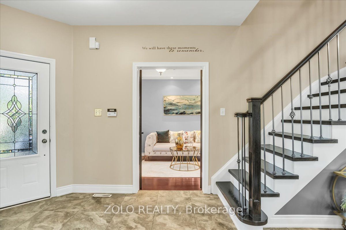 78 Joseph Crescent