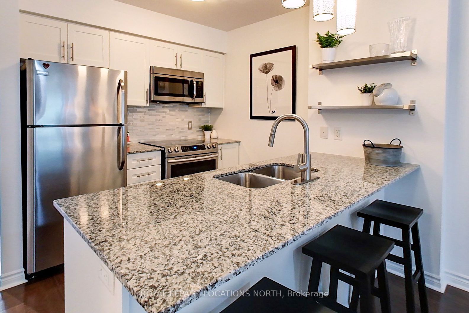 4 Brandy Lane Dr, #207