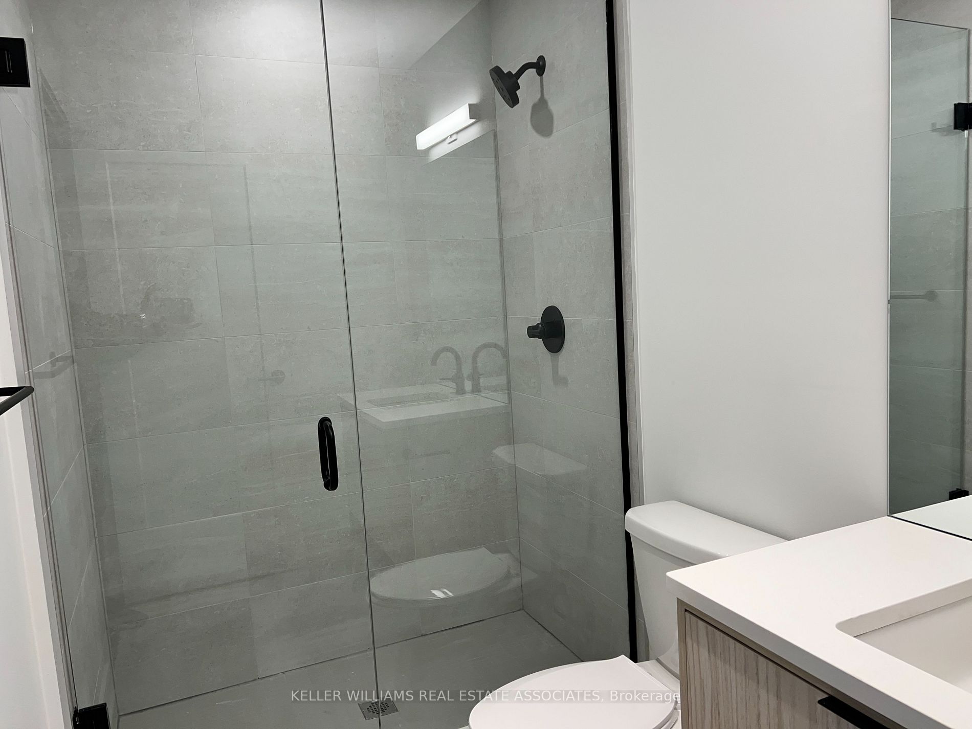 185 dunlop Street E, #616