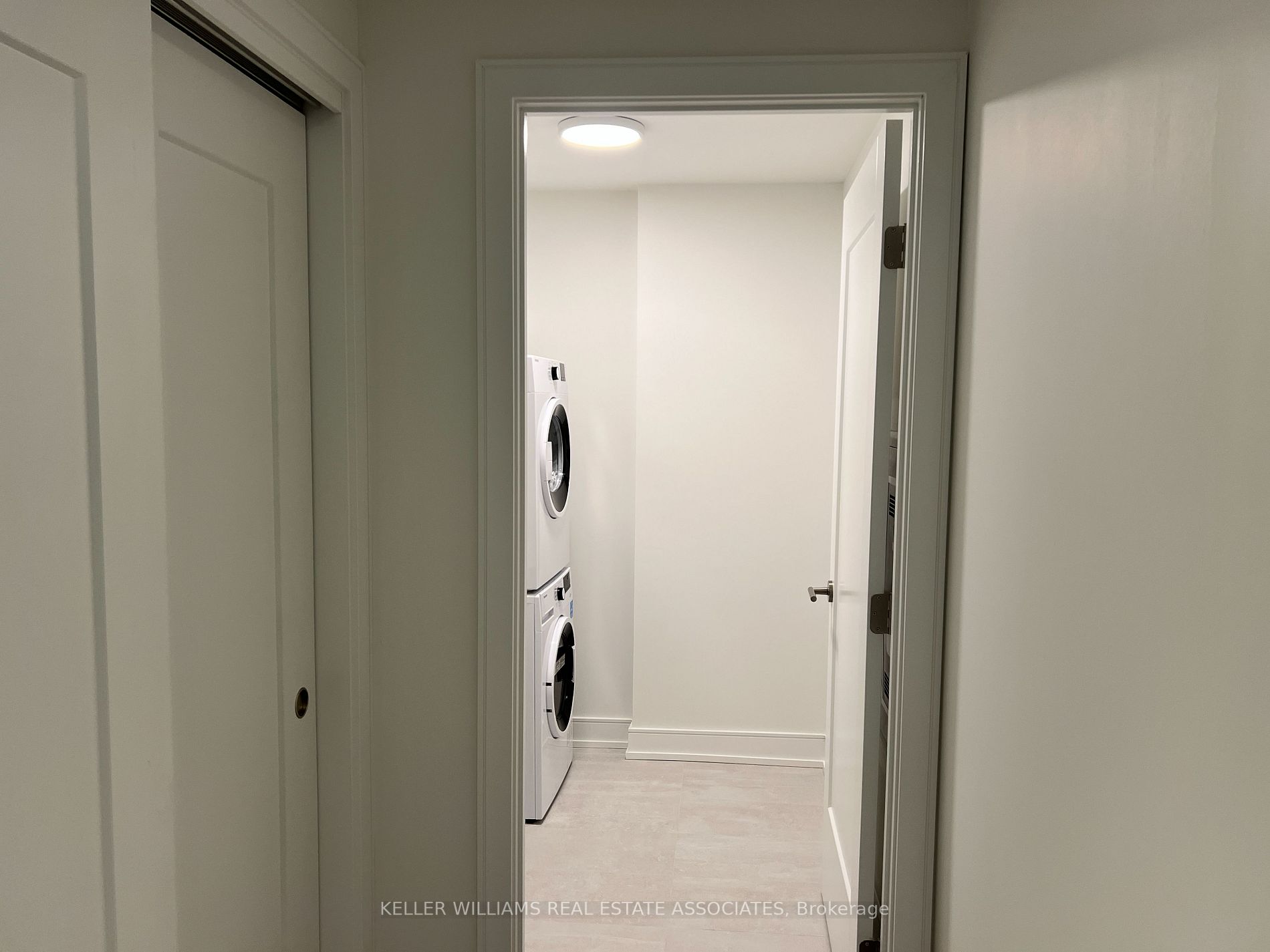 185 dunlop Street E, #616