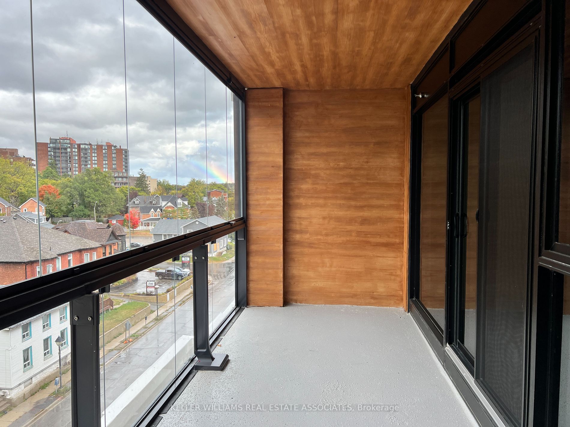 185 dunlop Street E, #616