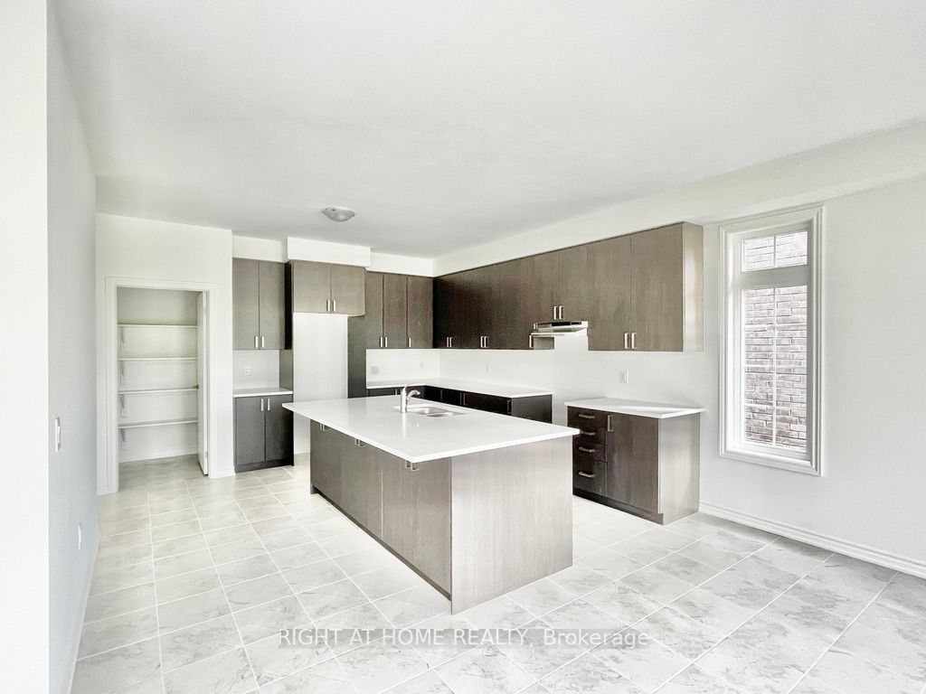 80 Calypso Ave