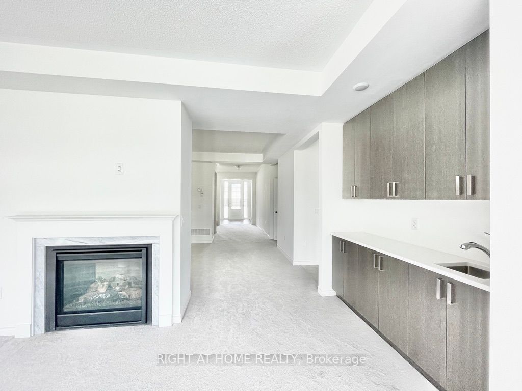 80 Calypso Ave