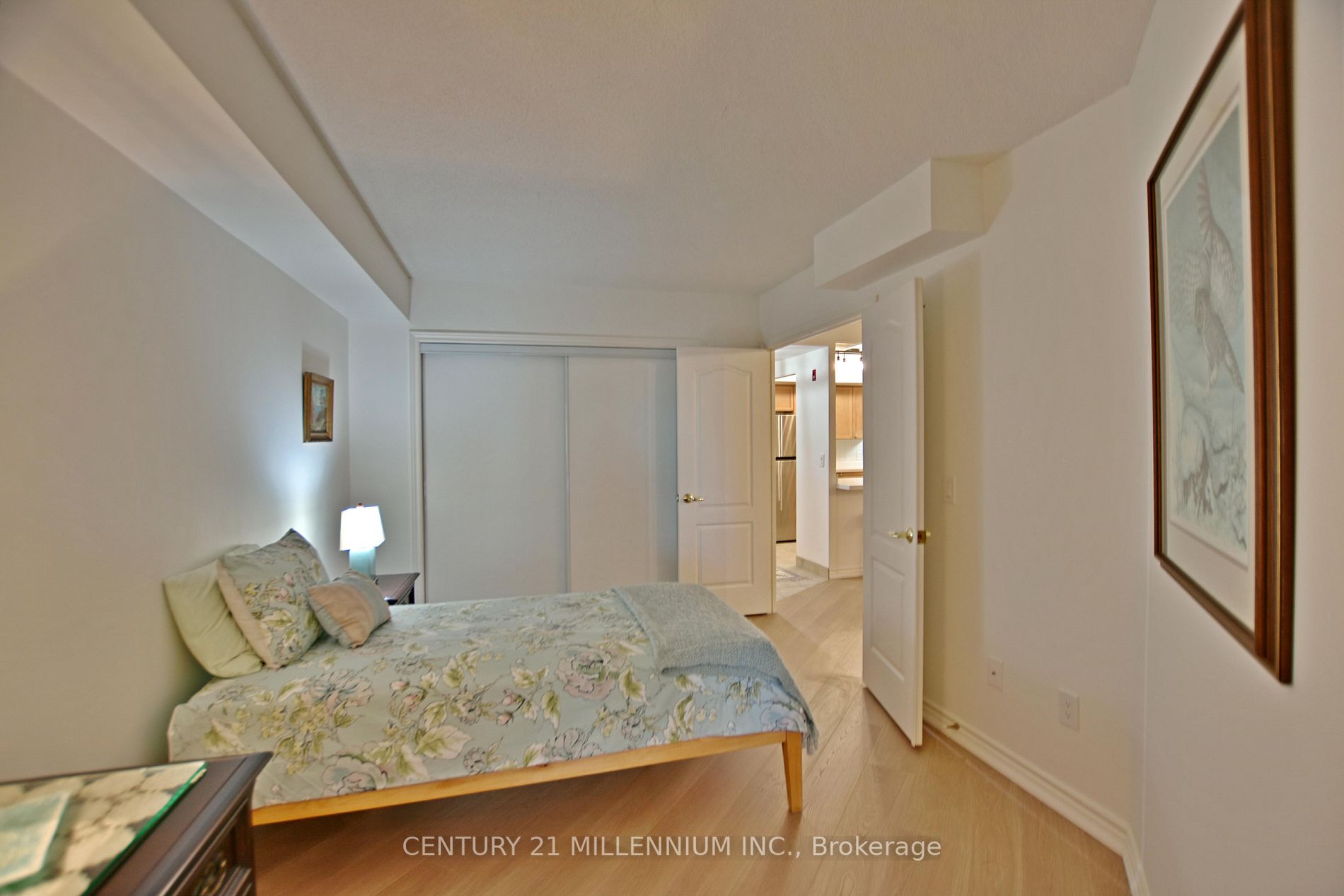 16 Raglan St, #307
