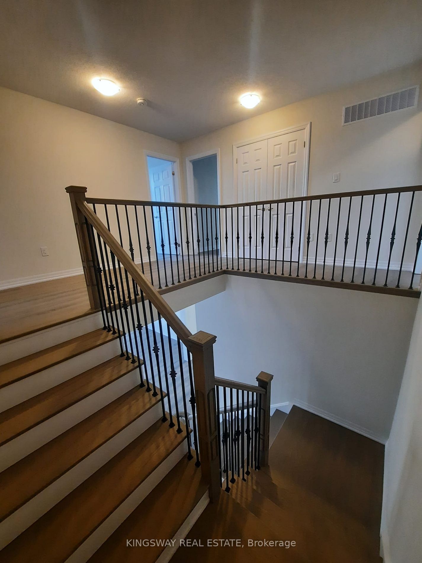 221 Warden St