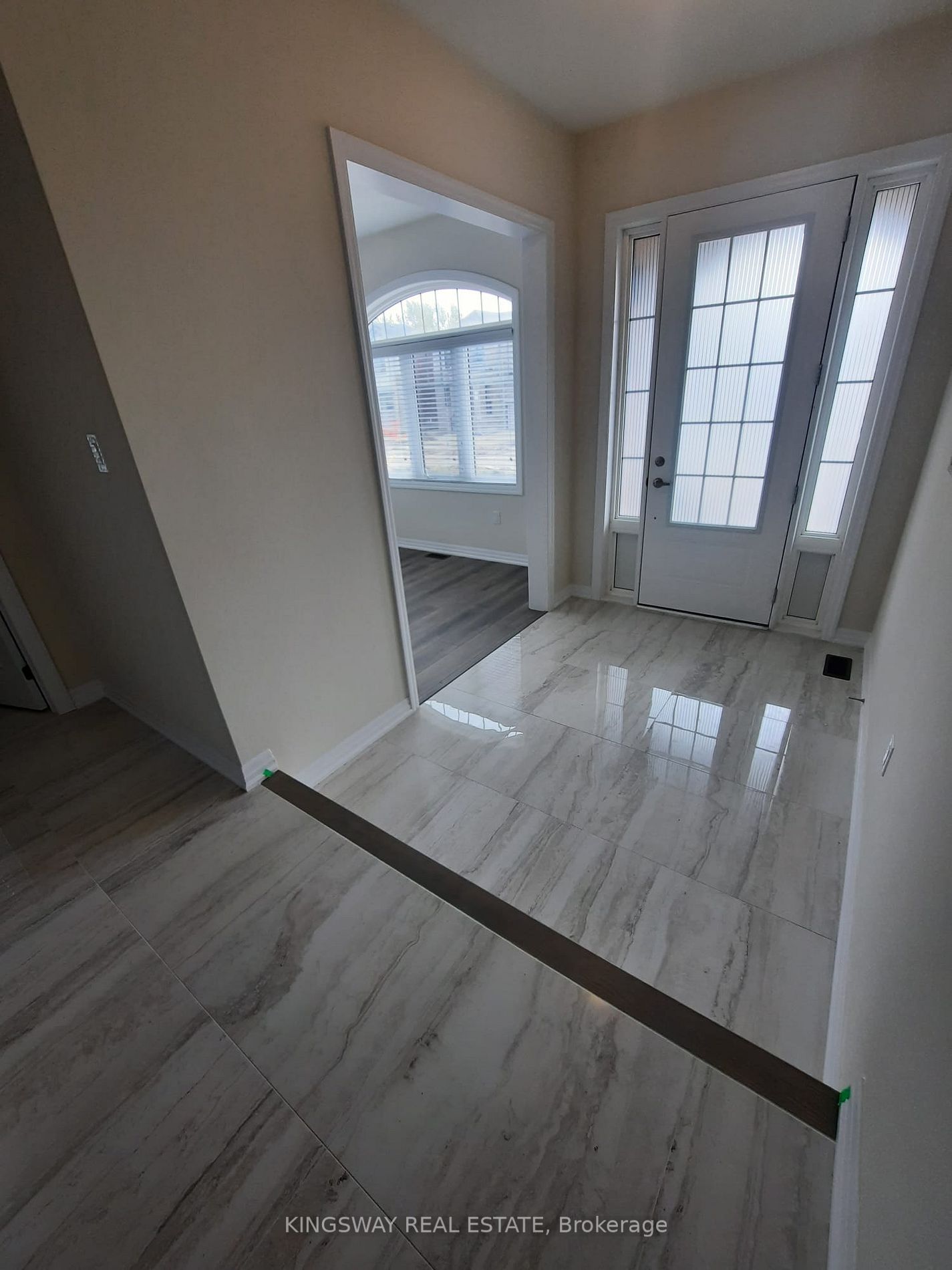 221 Warden St
