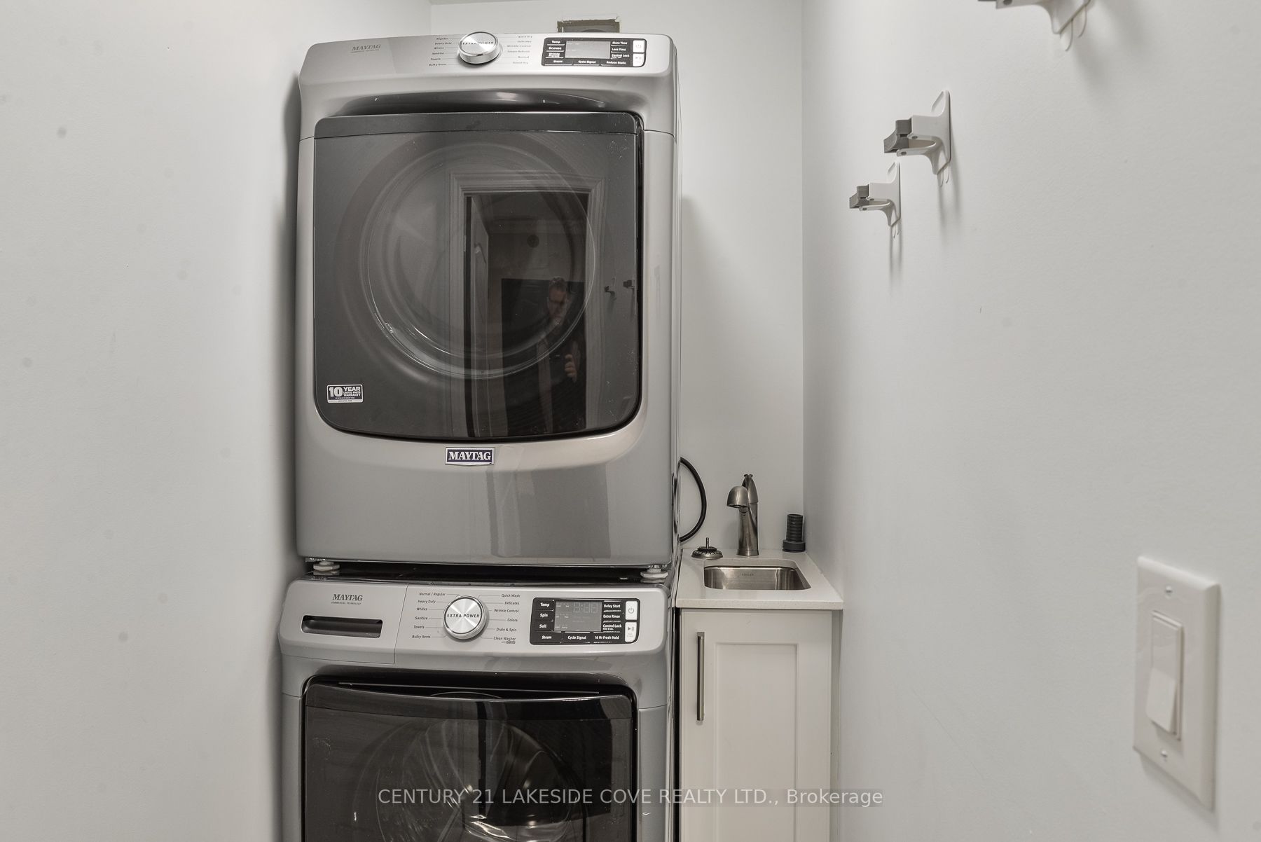90 Orchard Point Rd, #402