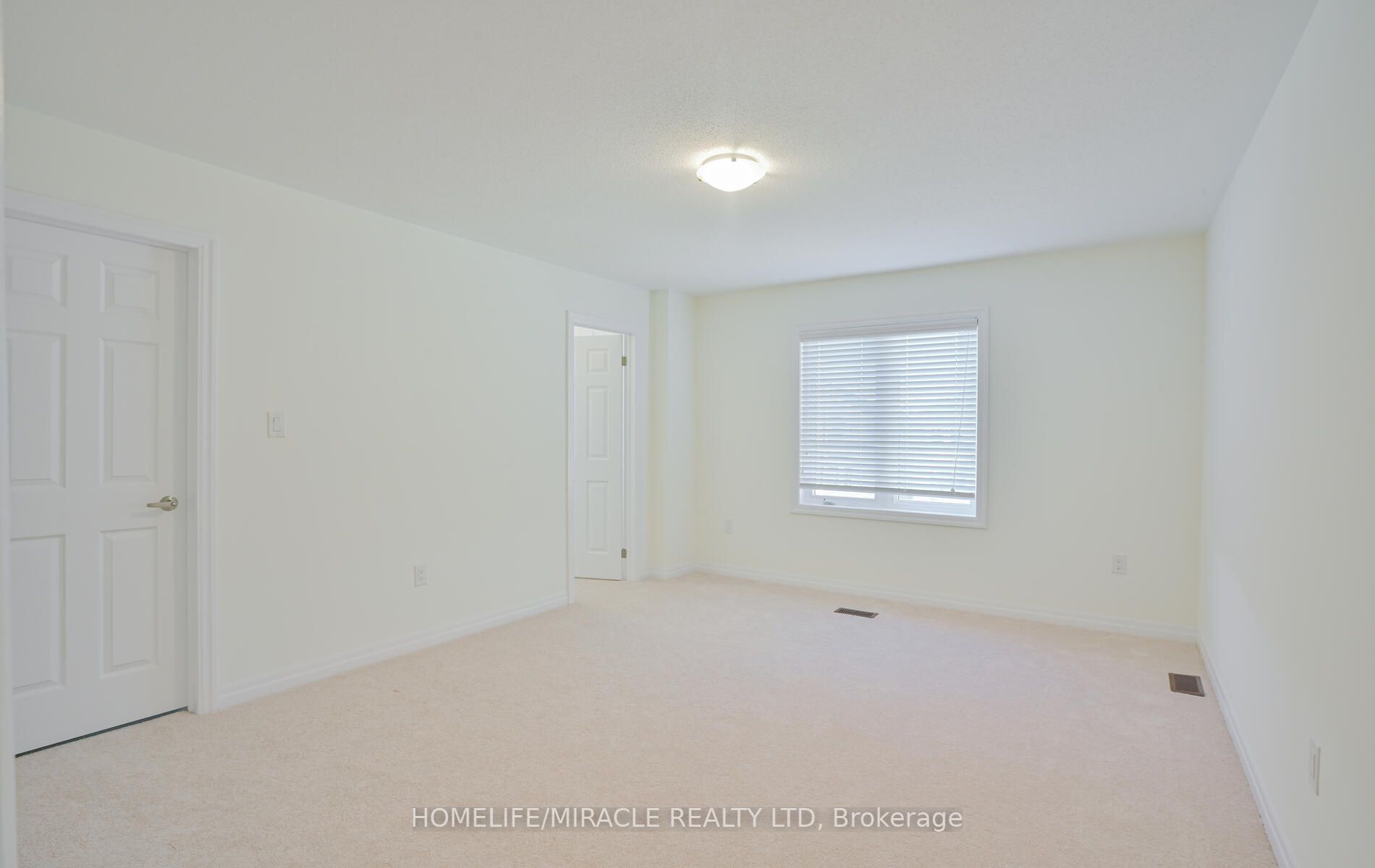 228 Warden St