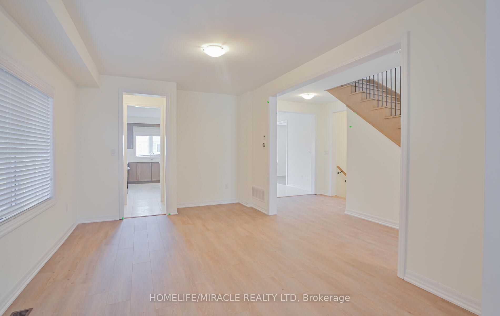 228 Warden St