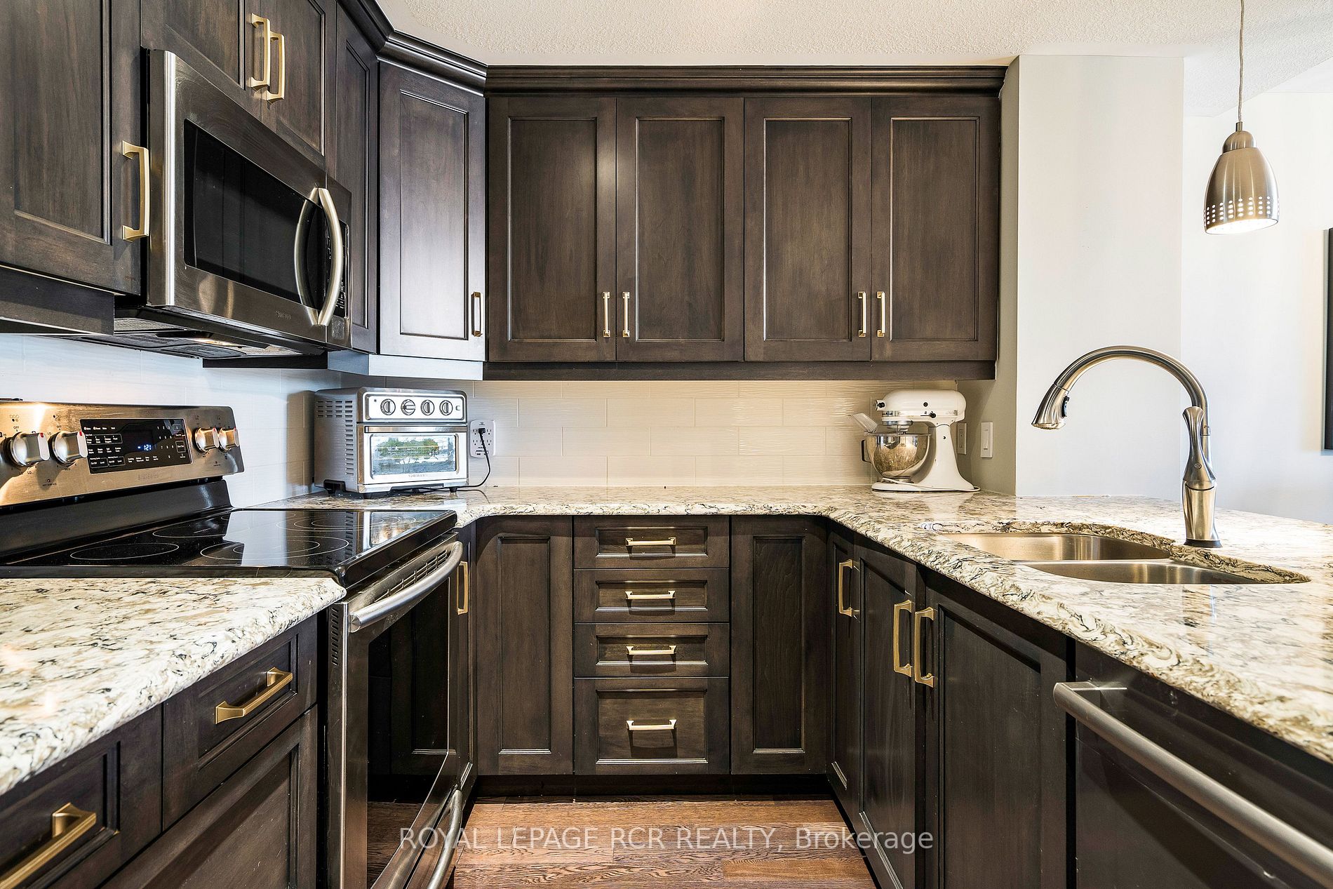 750 Johnston Park, #1002