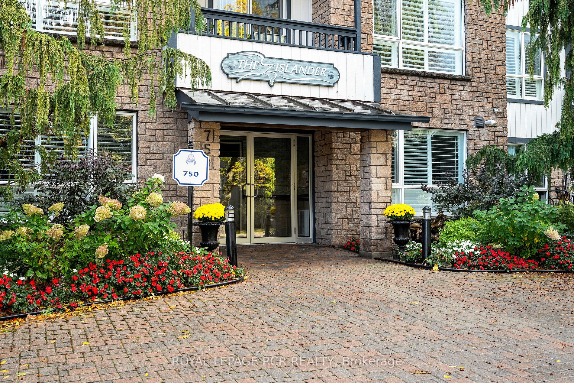 750 Johnston Park, #1002