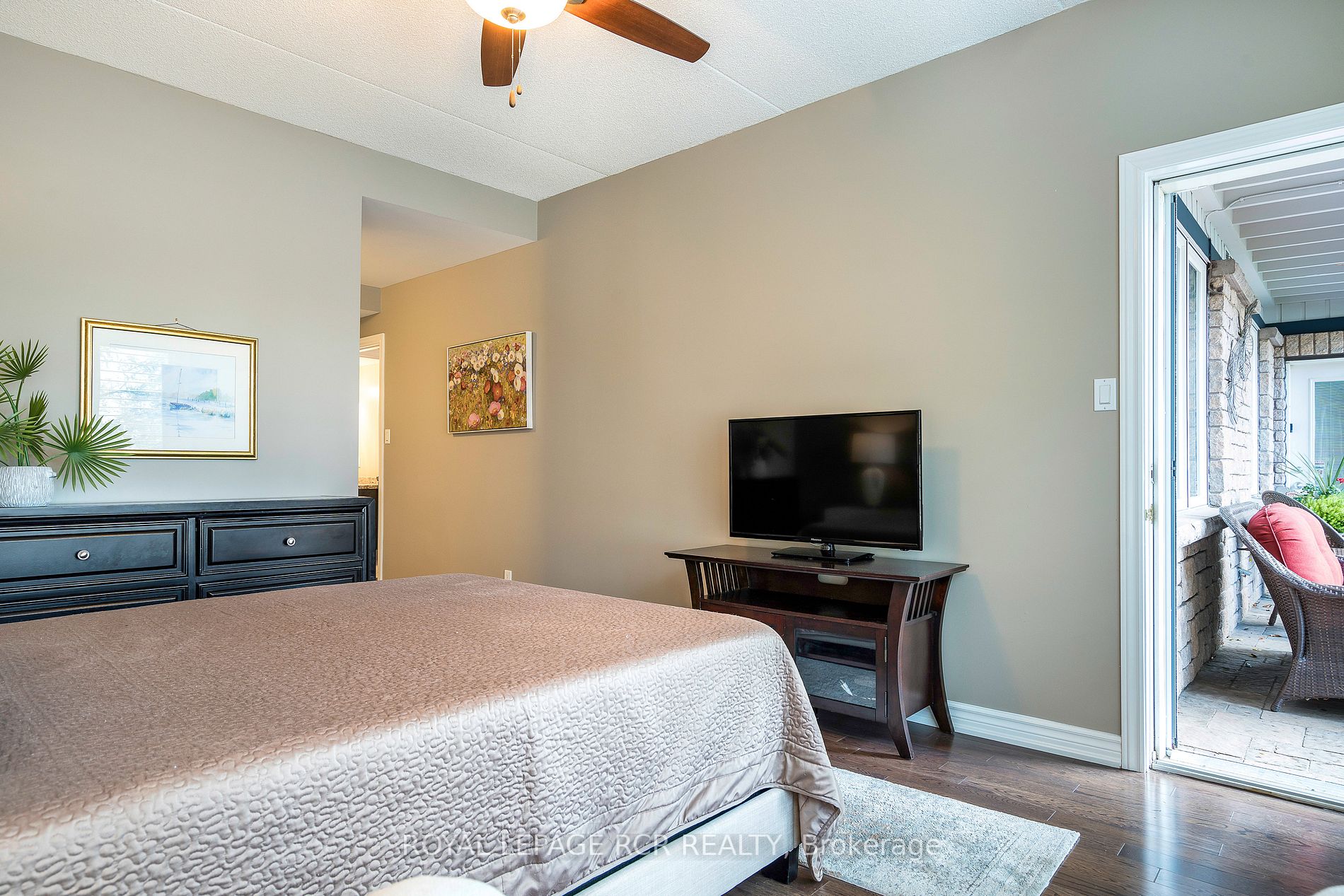 750 Johnston Park, #1002