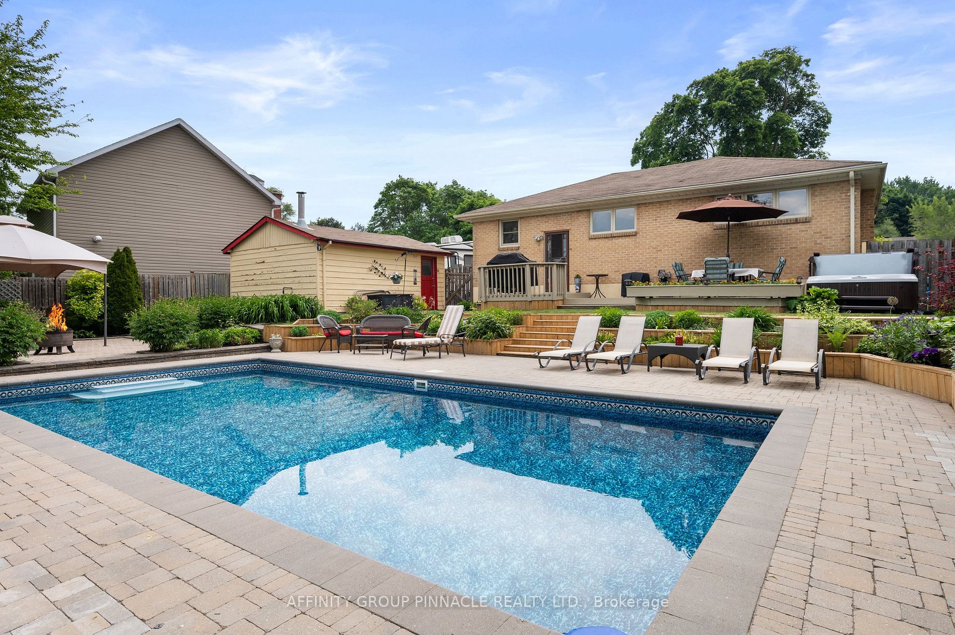 59 Oakley Park Sq