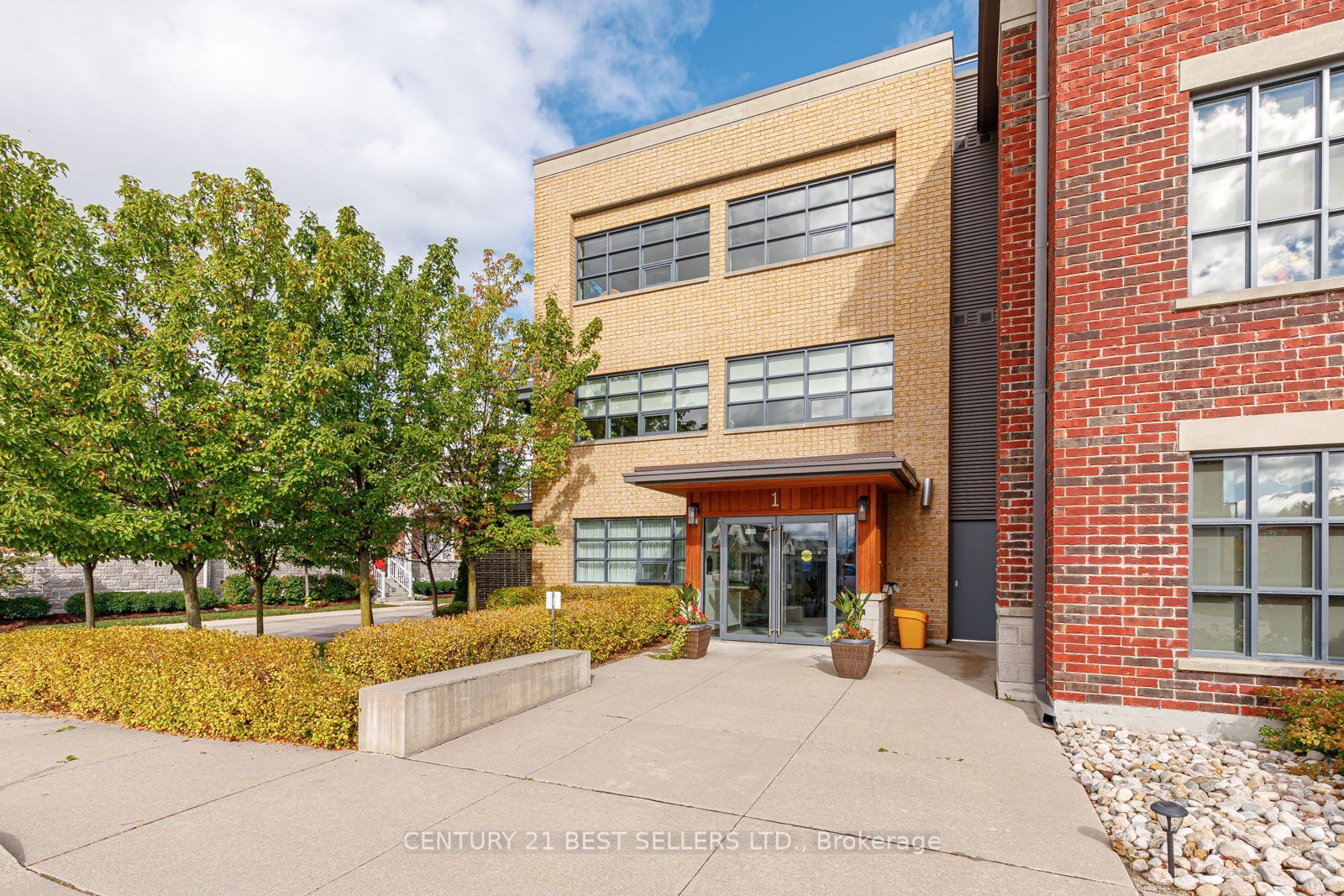 1 Shipyard Lane, #202