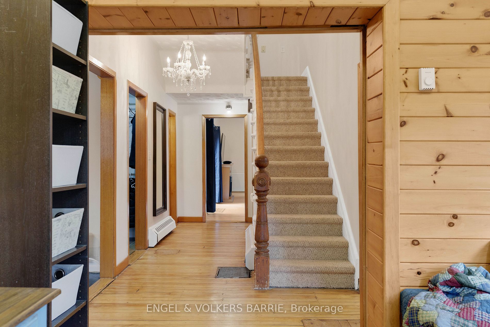 1186 Old Barrie Rd W