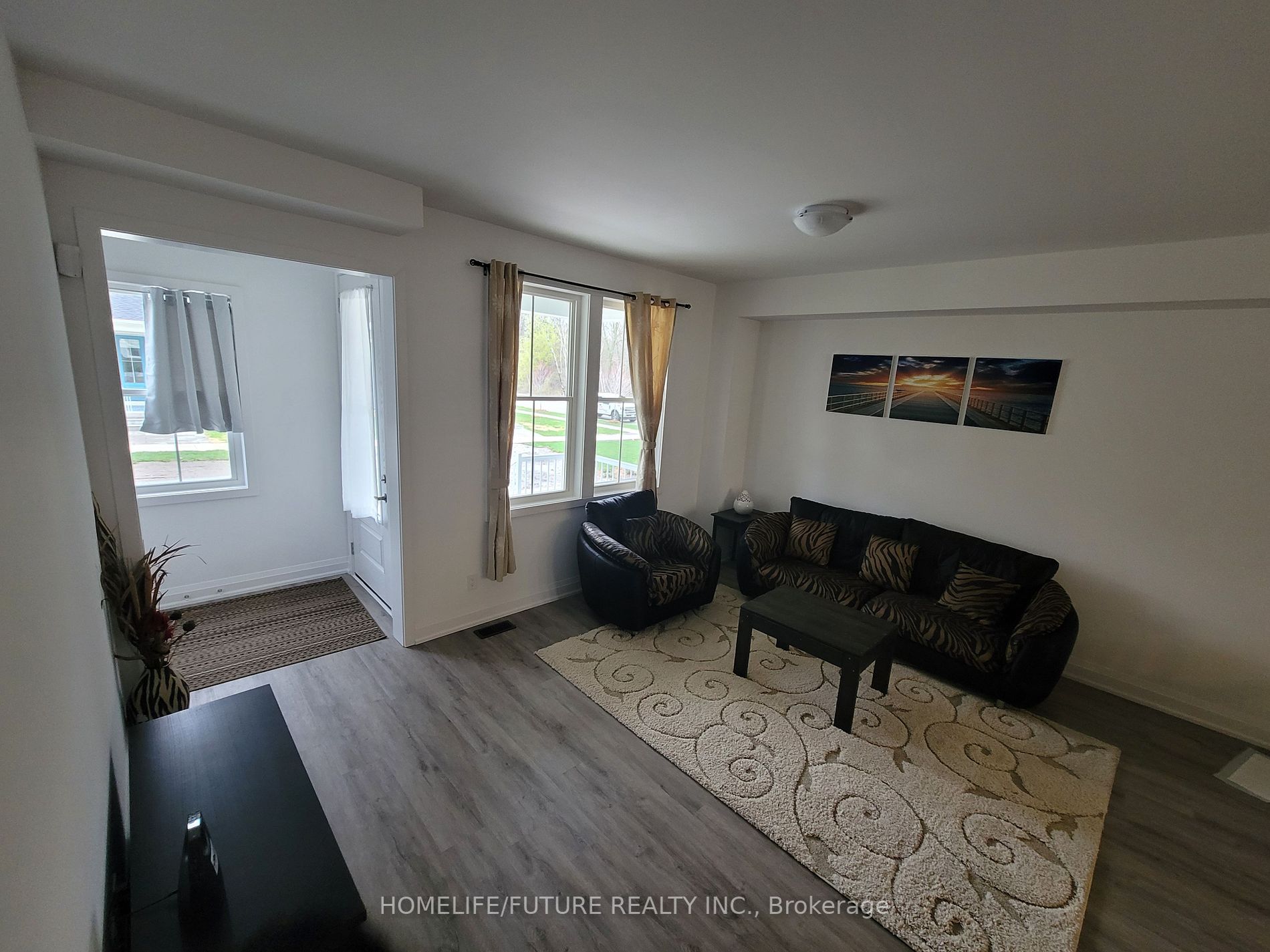 8 Danielle Cres, #8
