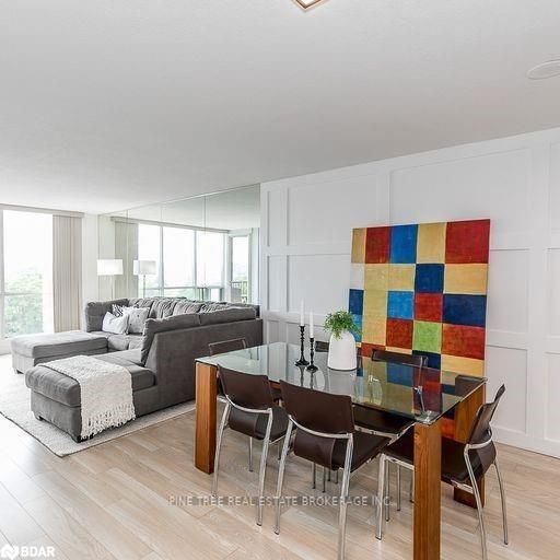 65 Ellen St, #306