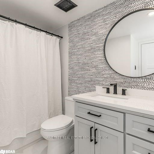 65 Ellen St, #306
