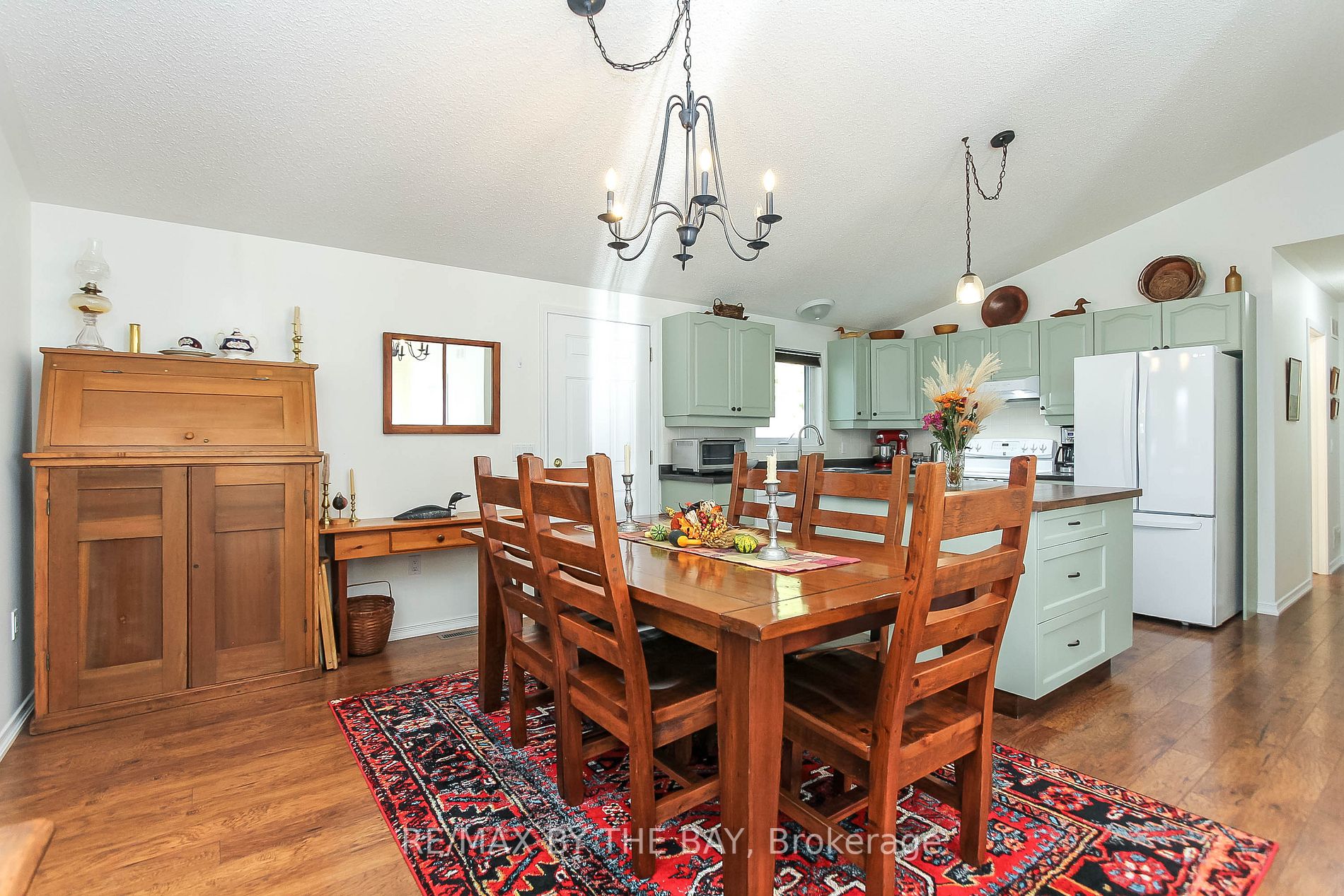 23 St. James Pl